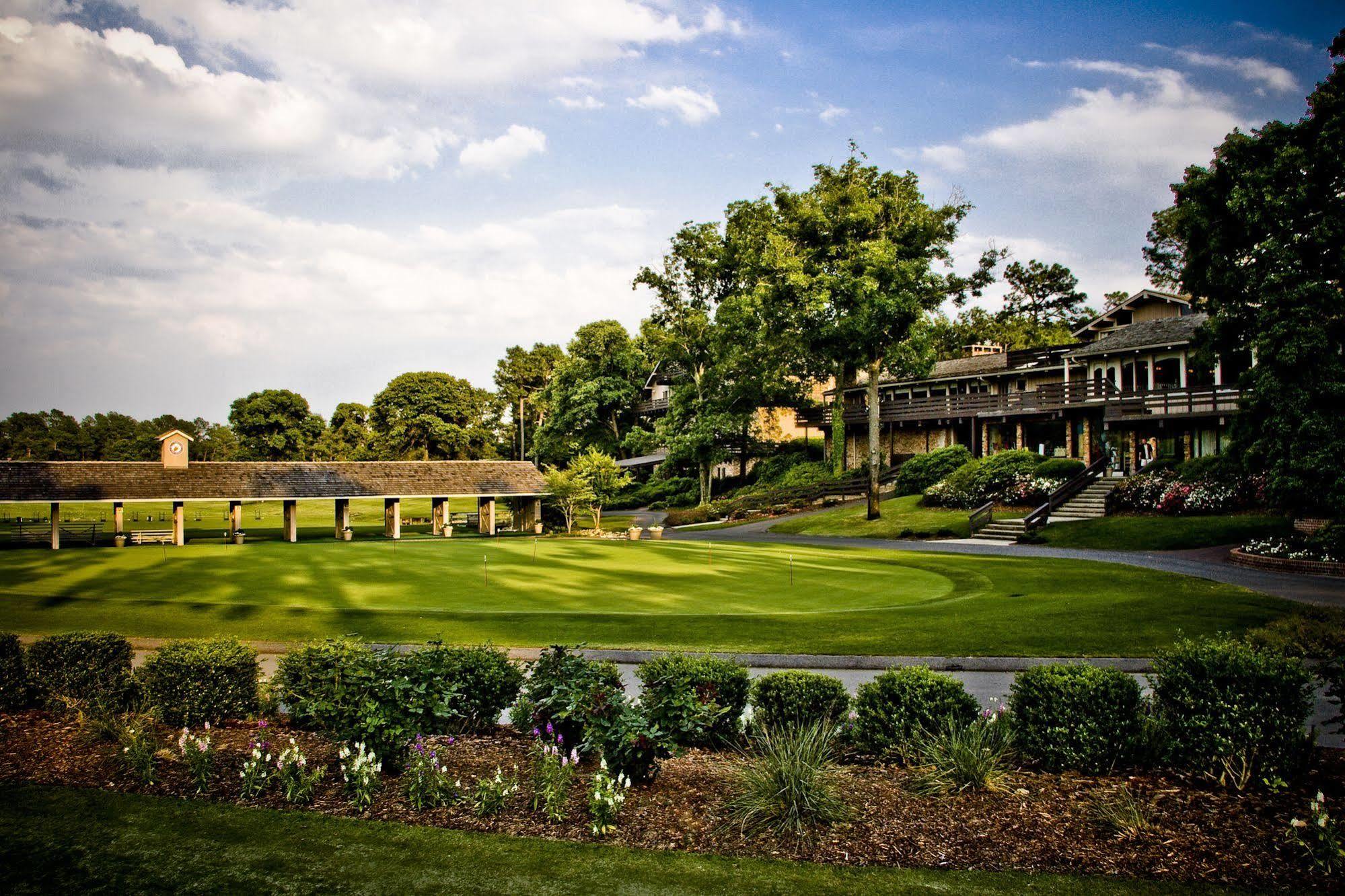 Pine Needles Lodge & Golf Club Садърн Пайнс Екстериор снимка