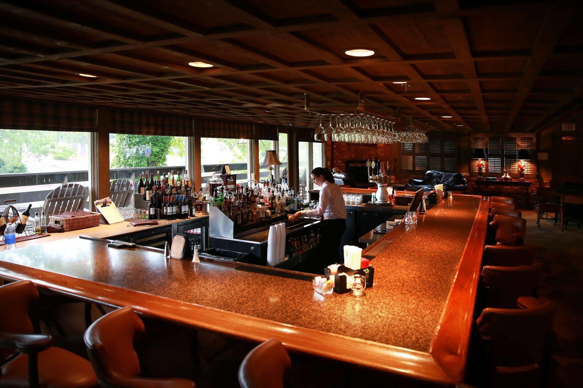 Pine Needles Lodge & Golf Club Садърн Пайнс Екстериор снимка