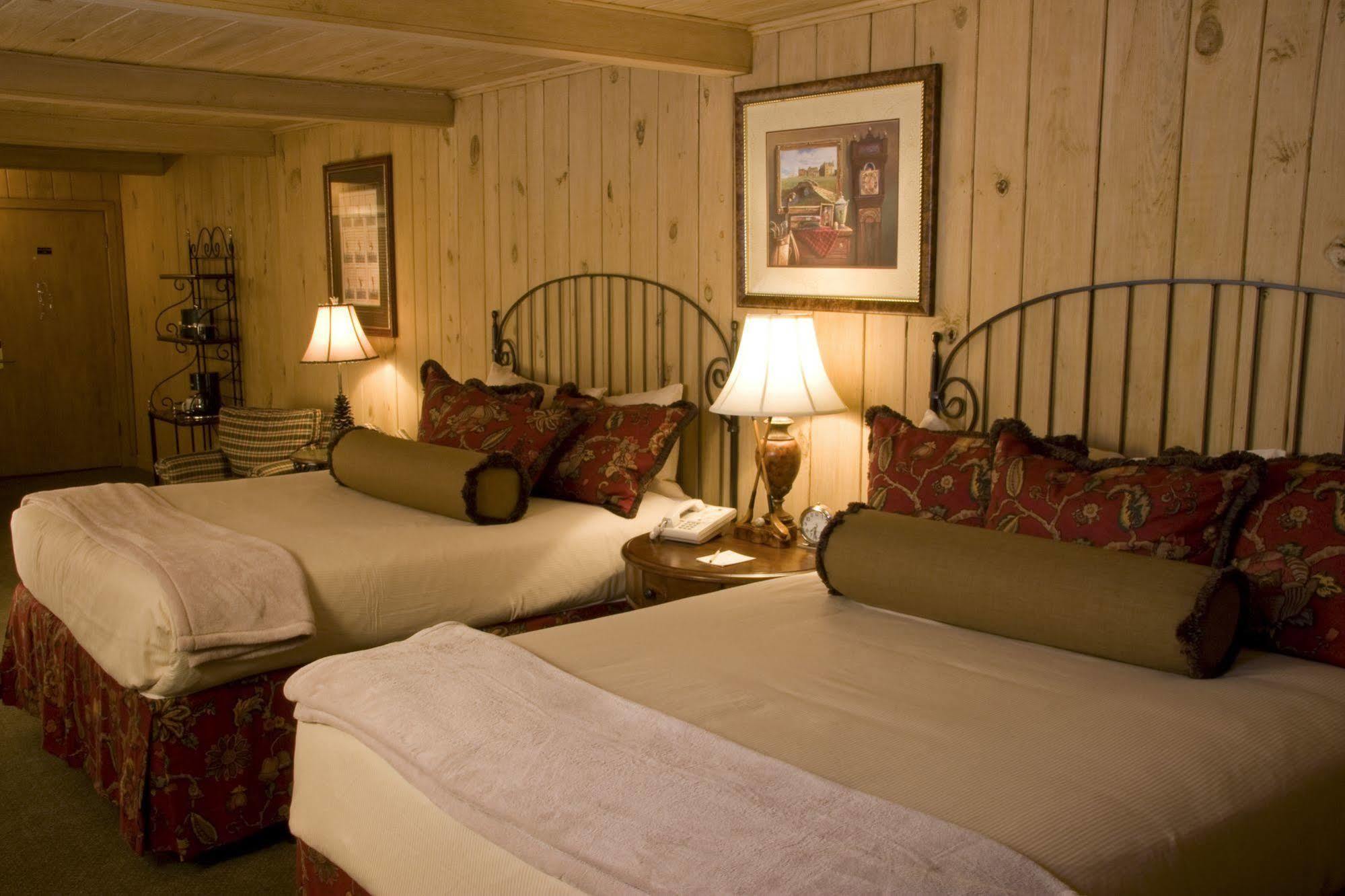 Pine Needles Lodge & Golf Club Садърн Пайнс Екстериор снимка